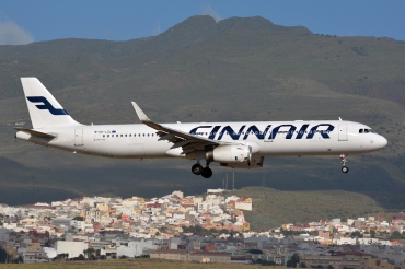 OH-LZL (006083) Airbus A321-231