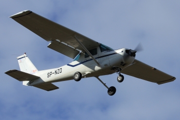 SP-NZD, (cn 15286023), Cessna 152