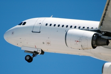 YL-LCI (724) 1997 Airbus A320-214
