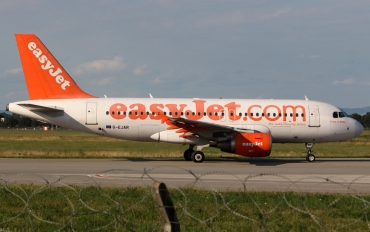 G-EJAR (2412) 2005 Airbus A319-111
