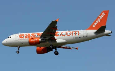 G-EZBX (3137) 2007 Airbus A319-111