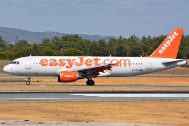 G-EZTC (3871) 2009 Airbus A320-214
