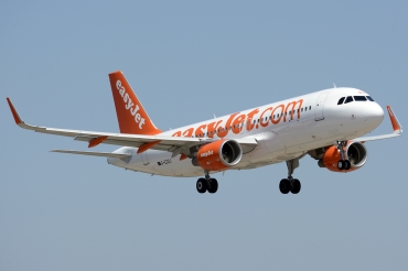 G-EZOJ (6565) 2015 Airbus A320-214(WL)