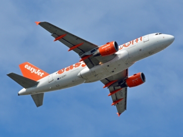 G-EZAY (2827) 2006 Airbus A319-111