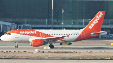 G-EZBY (3176) 2007 Airbus A319-111