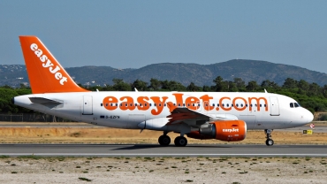 G-EZFN (4076) 2009 Airbus A319-111