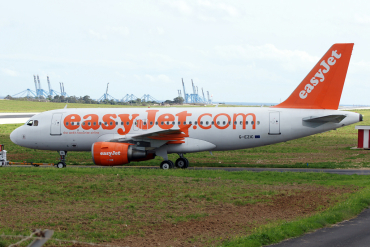 G-EZIC (2436) 2005 Airbus A319-111