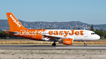 G-EZIO (2512) 2005 Airbus A319-111