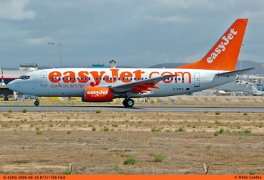 G-EZKG (32428) 2004 Boeing 737-73V