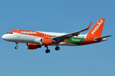 G-EZPD (7040) 2016 Airbus A320-214 WL