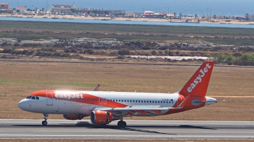 G-EZPJ (7132) 2016 Airbus A320-214