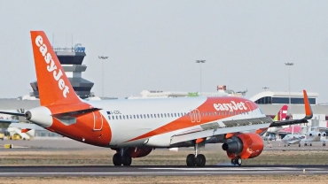 G-EZRL (7779) 2017 Airbus A320-214(WL)