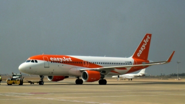 G-EZRM (7785) 2017 Airbus A320-214(WL)