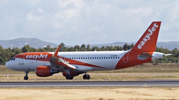 G-EZRX (8321) 2018 Airbus A320-214(WL)