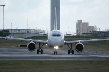 G-EZTT (4219) 2010 Airbus A320-214