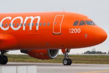 G-EZUI (4721) 2011 Airbus A320-214