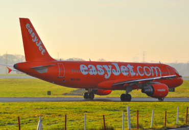 G-EZUI (4721) 2011 Airbus A320-214