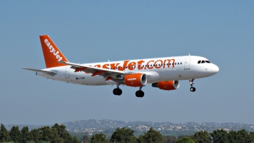 G-EZWI (5592) 2013 Airbus A320-214