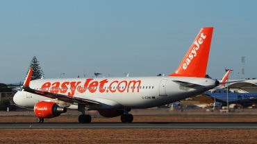 G-EZWR (5981) 2014 Airbus A320-214(WL)