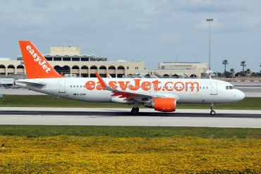 G-EZWT (6047) 2014 Airbus A320-214 WL