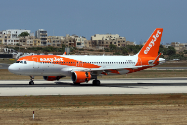 G-EZWU (6095) 2014 Airbus A320-214(WL)