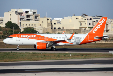 G-UZHE (8110) 2018 Airbus A320-251N