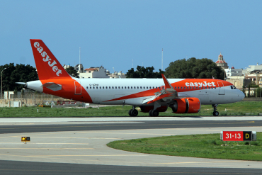G-UZHP (8433) 2018 Airbus A320-251N