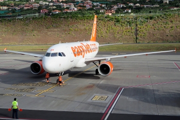 G-EZBR (3088) 2007 Airbus A319-111