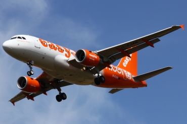 G-EJAR (2412) 2005 Airbus A319-111