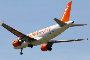 G-EZIV (2565) 2005 Airbus A319-111