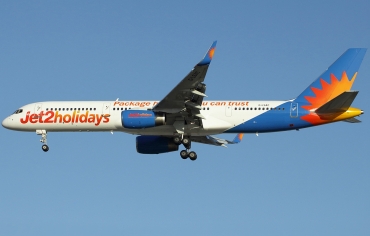 G-LSAC (25488) 1992 Boeing 757-23A(WL)