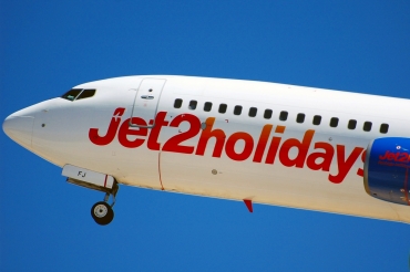 G-GDFJ (28229) 2000 Boeing 737-804