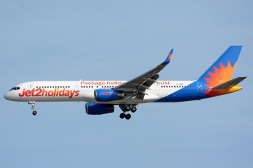 G-LSAC (25488) 1992 Boeing 757-23A(WL)