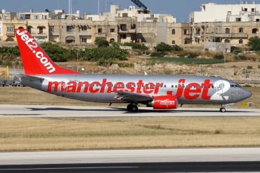 G-CELI (23526) 1986 Boeing 737-330