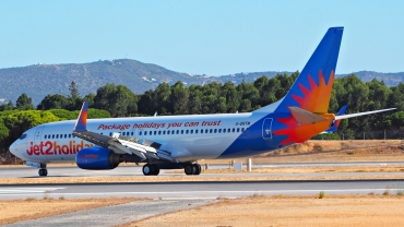G-DRTM (33981) 2007 Boeing 737-85P WL
