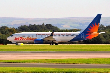 G-DRTT (30722) 2007 Boeing 737-8Q8(WL)