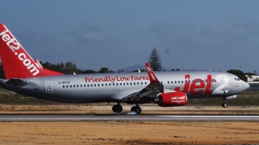 G-DRTW (28618) 2000 Boeing 737-86N(WL)