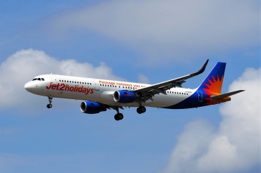 G-HLYF (6439) 2015 Airbus A321-211(WL)