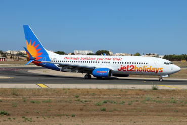G-JZBW · Boeing 737-85PW · MLA / LMML