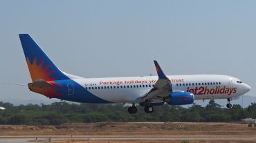 G-JZHA (30417) 2001 Boeing 737-8K5(WL)