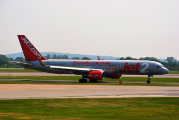 G-LSAC (25488) 1992 Boeing 757-23A(WL)