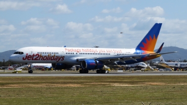 G-LSAE (24135) 1988 Boeing 757-27B(WL)