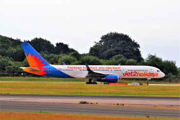 G-LSAK (27973) 1996 Boeing 757-23N(WL)