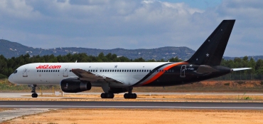 G-POWH (29308) 2000 Boeing 757-256