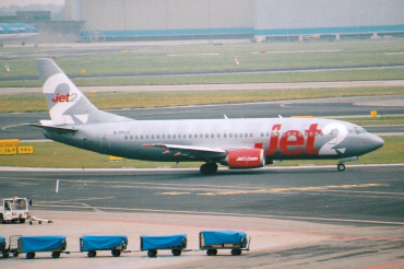 G-CELU (23657) 1986 Boeing 737-377