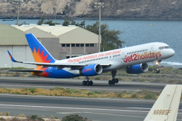 G-LSAK (27973) 1996 Boeing 757-23N(WL)
