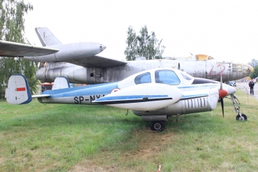 SP-NXA (170409) 1961 Let L-200 Morava