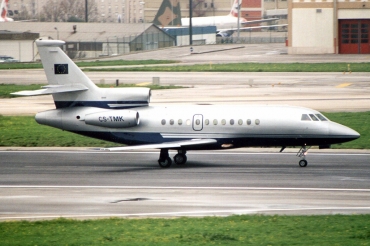 CS-TMK (66) 1990 Dassault Falcon 900B