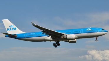 PH-AOA (682) 2005 Airbus A330-203