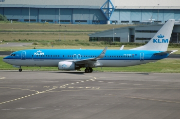 PH-BGC (30361) 2008 Boeing 737-8K2(WL)